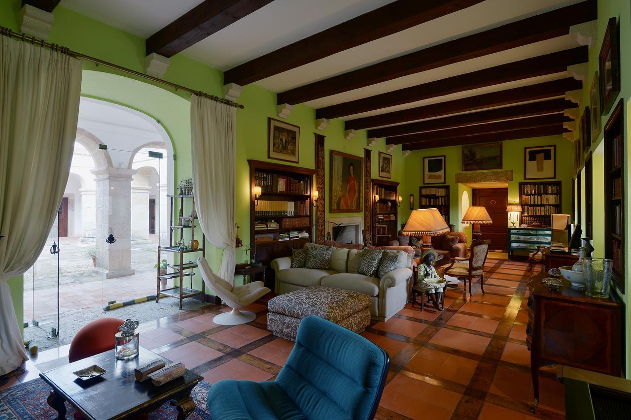 Convento Inn And Artists Residency Chamusca  Exterior photo
